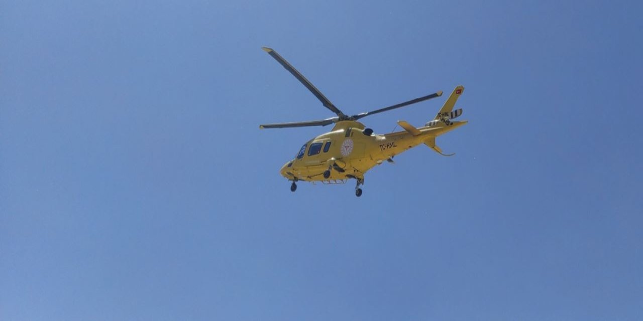 Hava ambulansı 1 günlük bebeğin imdadına yetişti