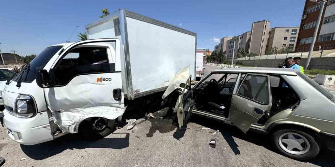 Aksaray'da meydana gelen kazada 2 kişi yaralandı