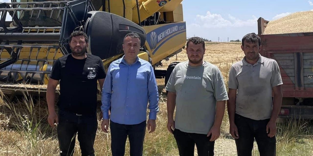 Beyşehir'de hububat hasadına başlayan biçerdöverler sıkı takipte