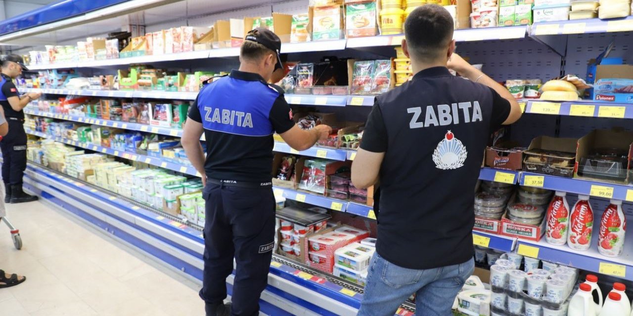 Zabıta ekipleri zincir marketleri denetliyor