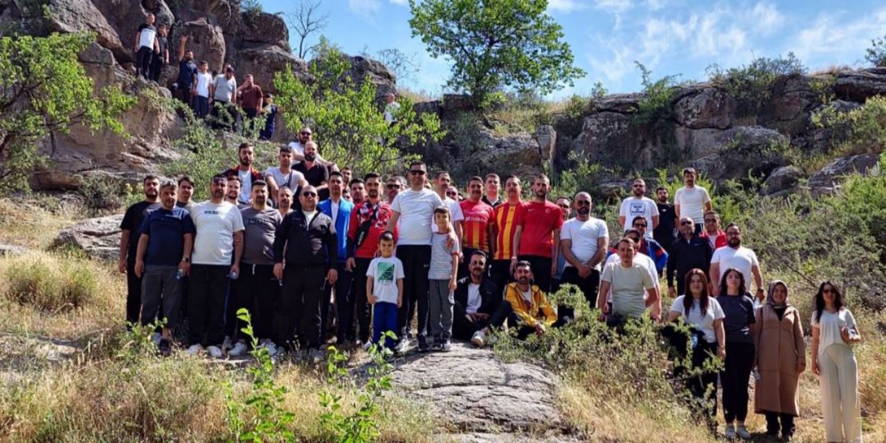 Kayseri Ülkü Ocakları İl Başkanlığınca doğa yürüyüşü etkinliği yapıldı