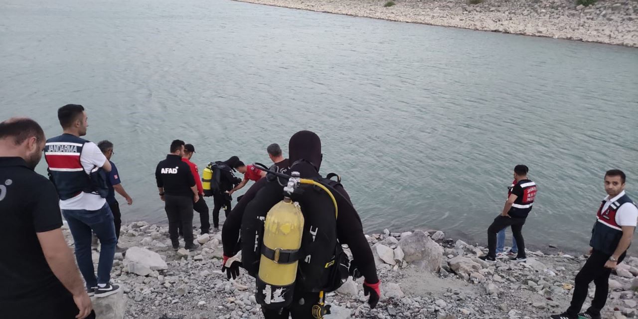 Niğde'de serinlemek için girdiği gölette belirsizliğe karıştı