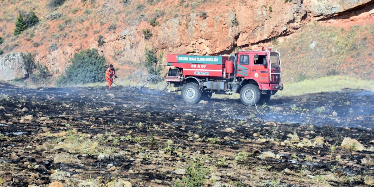 Kırıkkale'deki anız yangını kontrol altına alındı