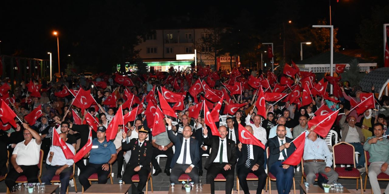 Sarayönü’nde 15 Temmuz Şehitleri Anıldı