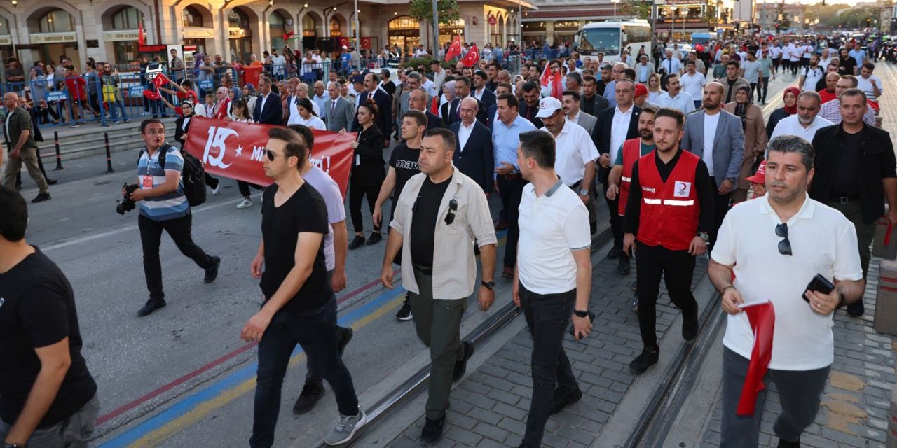 Başkan Pekyatırmacı 15 Temmuz etkinliklerindeki coşkuya ortak oldu