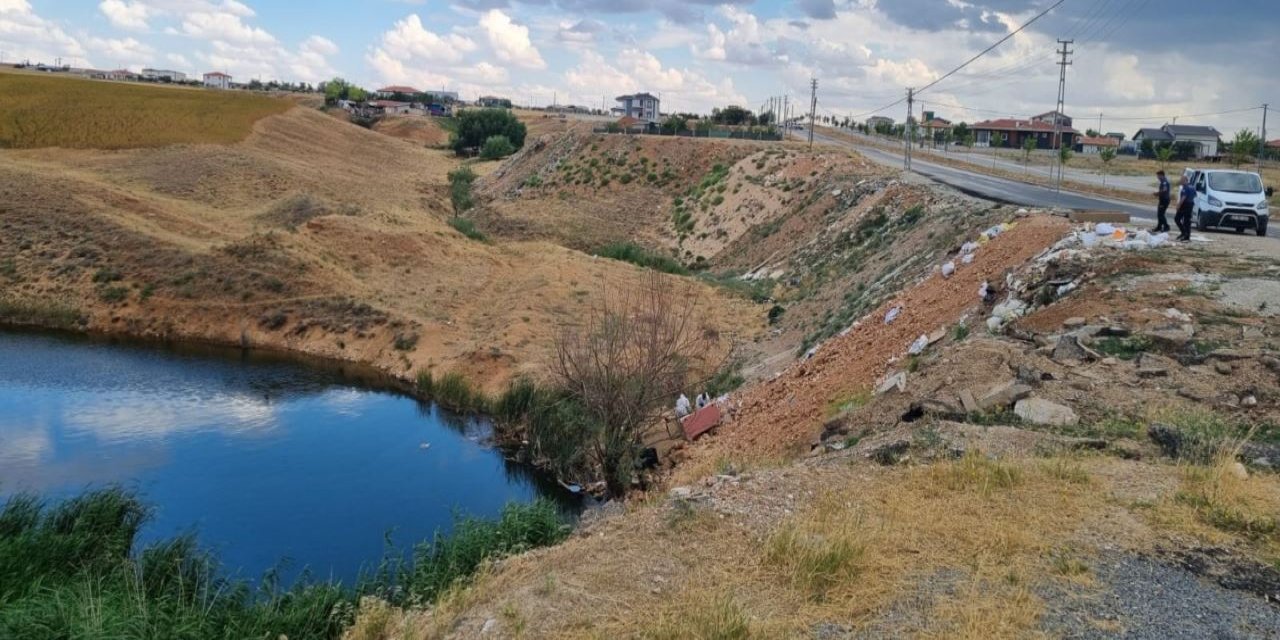 Kırşehir'de korkunç olay! Battaniyeye sarılı ceset bulundu