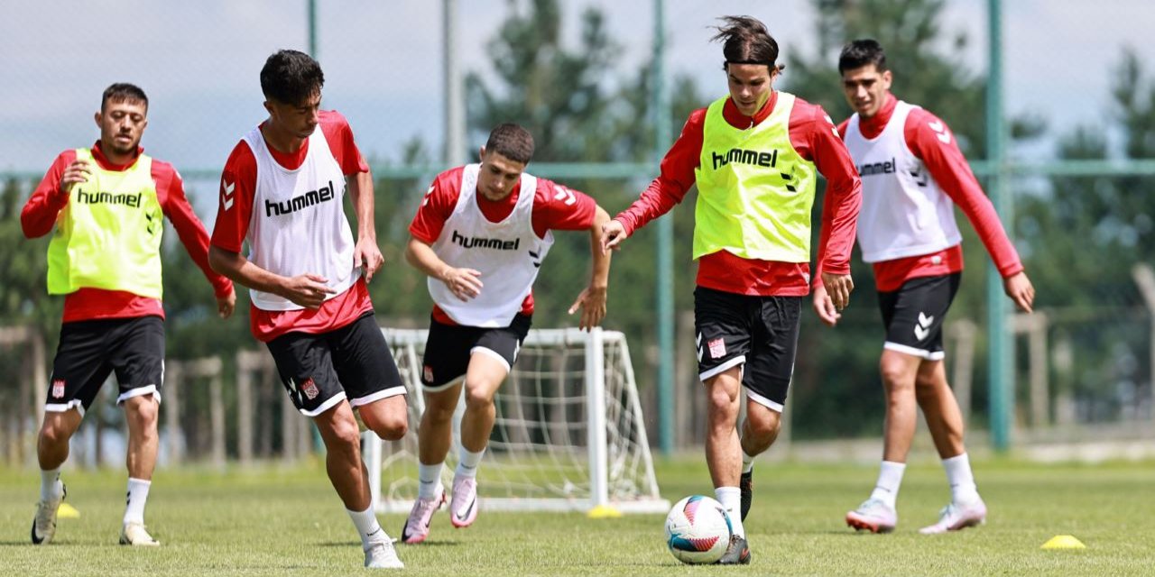 Sivasspor, sezon hazırlıklarını sürdürüyor