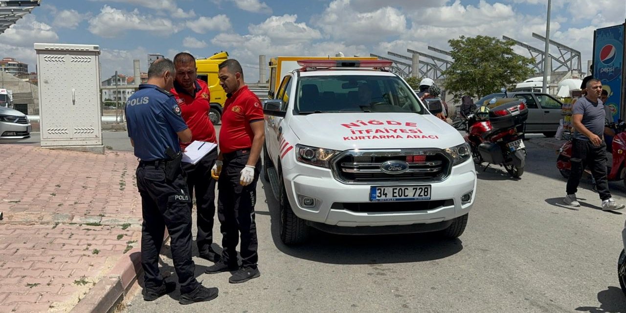 Uyuyakalan gençleri ekipler koçbaşı ile uyandırdı