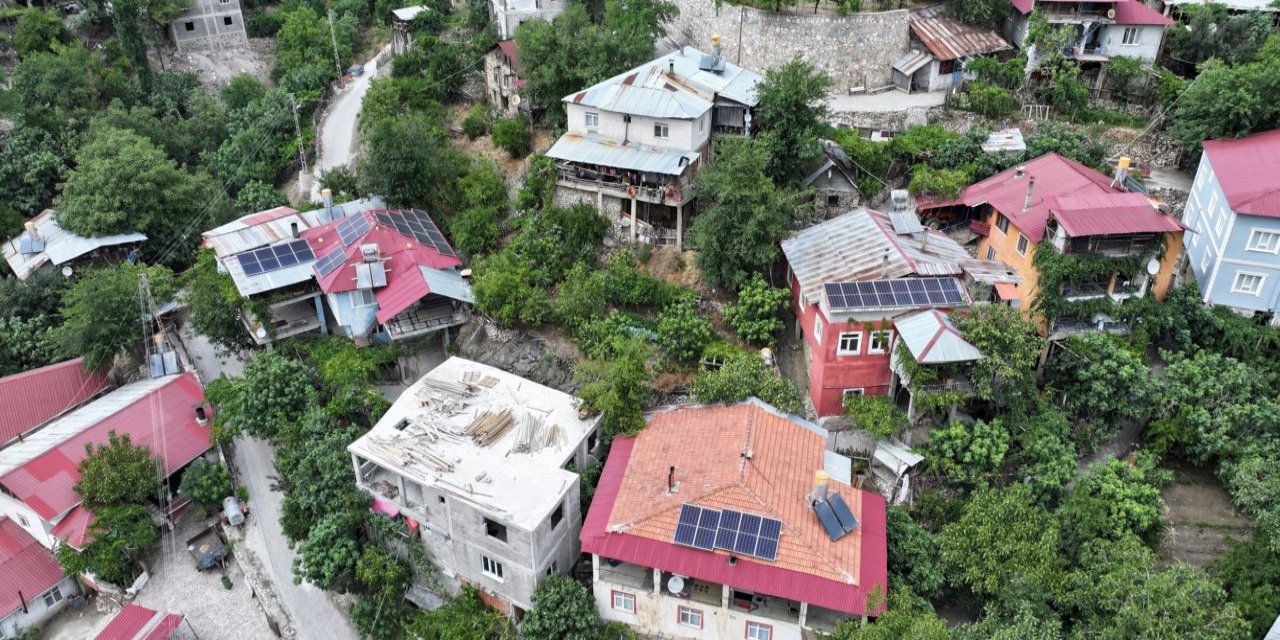 Hem elektrik faturası ödemiyorlar hem de para kazanıyorlar