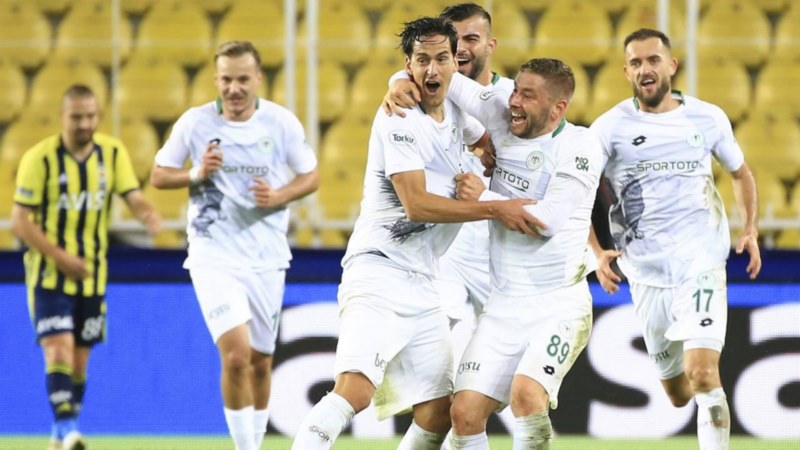 Konyaspor devleri solladı