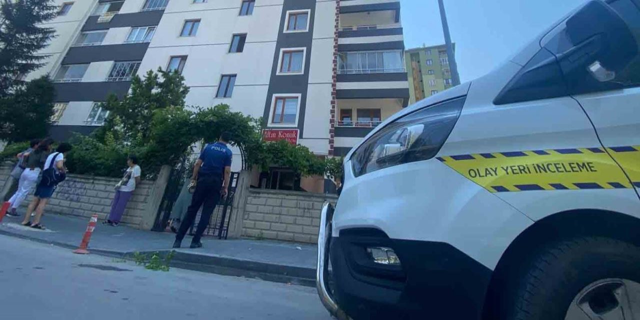 1 saat arayla apartmandan düşen 2 kişi ağır yaralandı