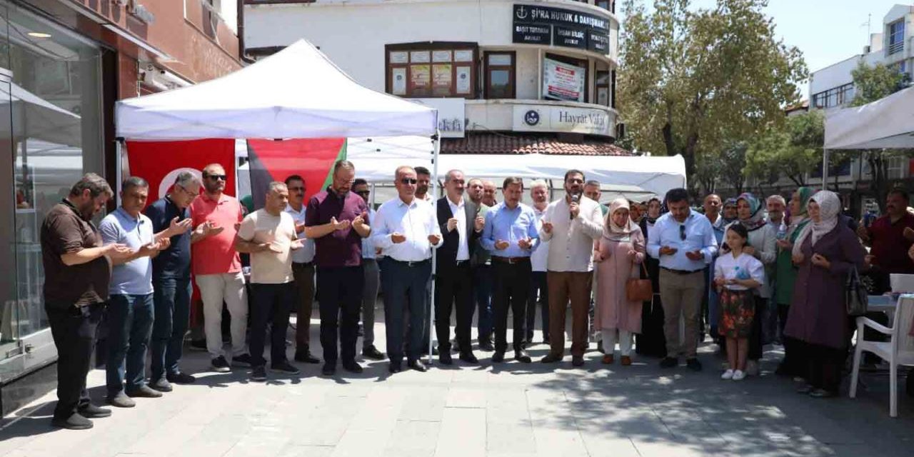 AK Parti Karatay İlçe Başkanlığı Gazze yararına kermes düzenledi