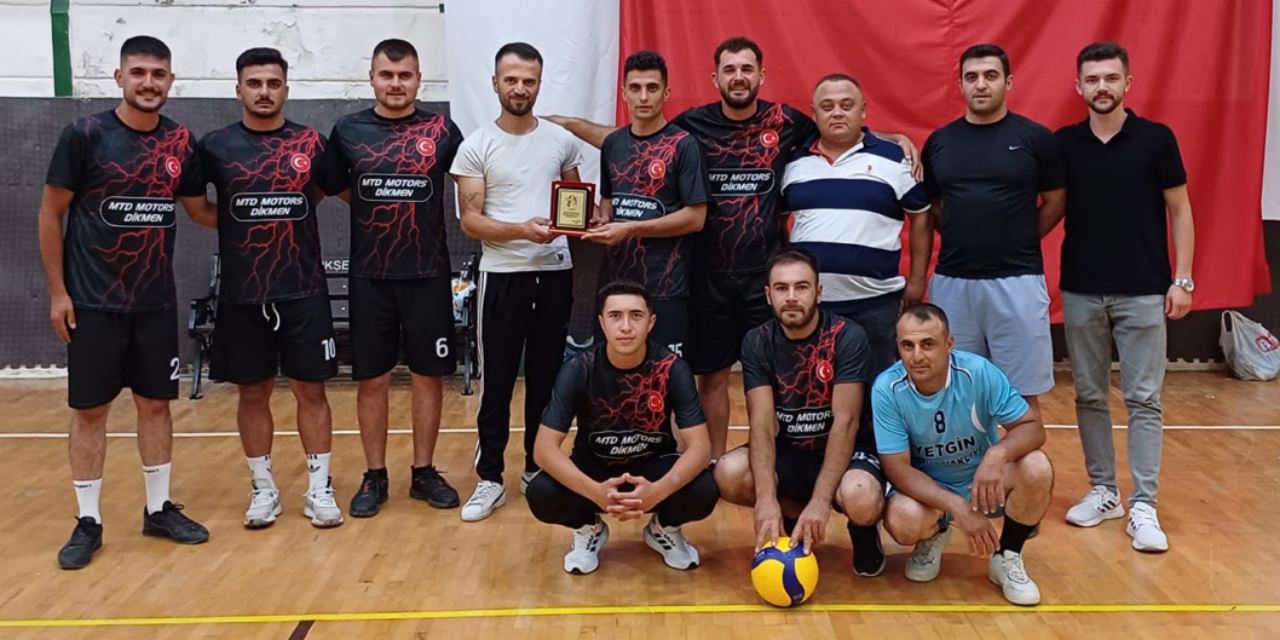 Voleybolda şampiyon Sarayönü Efeler