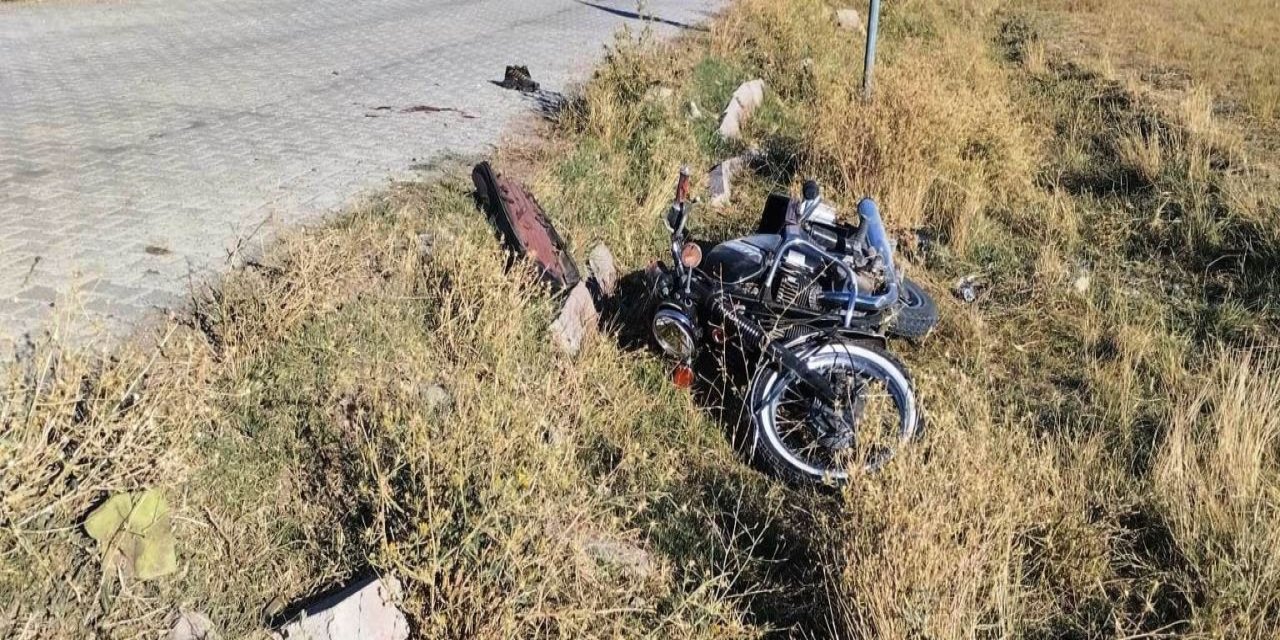 Konya’da motosiklet devrildi: Sürücüsü yaralandı