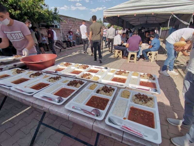 Düğünlerde yemek ve ikram yasağı kaldırıldı