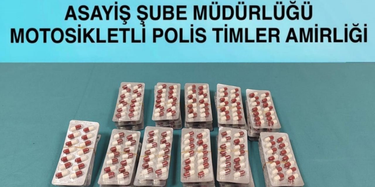 Sadece kontrol için durdurulmuştu, 885 adet sentetik hap çıktı