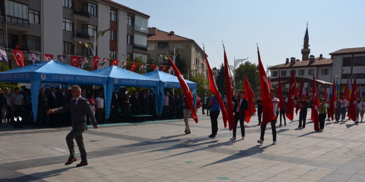 Akşehir’de Zafer Bayramı coşkuyla kutlandı