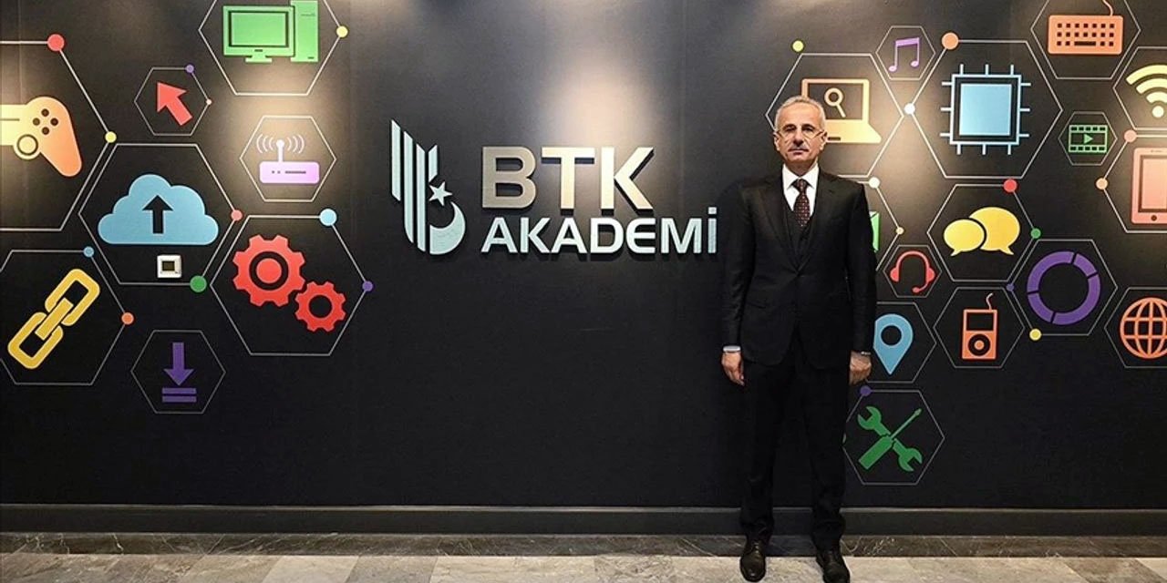 BTK’dan öğrencilere müjde: Ücretsiz mobil eğitim başlıyor