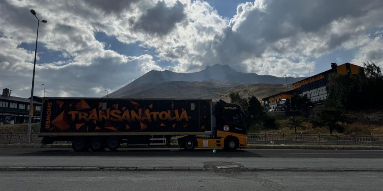 Erciyes'te Transanatolia Rally Raid rüzgarı esti