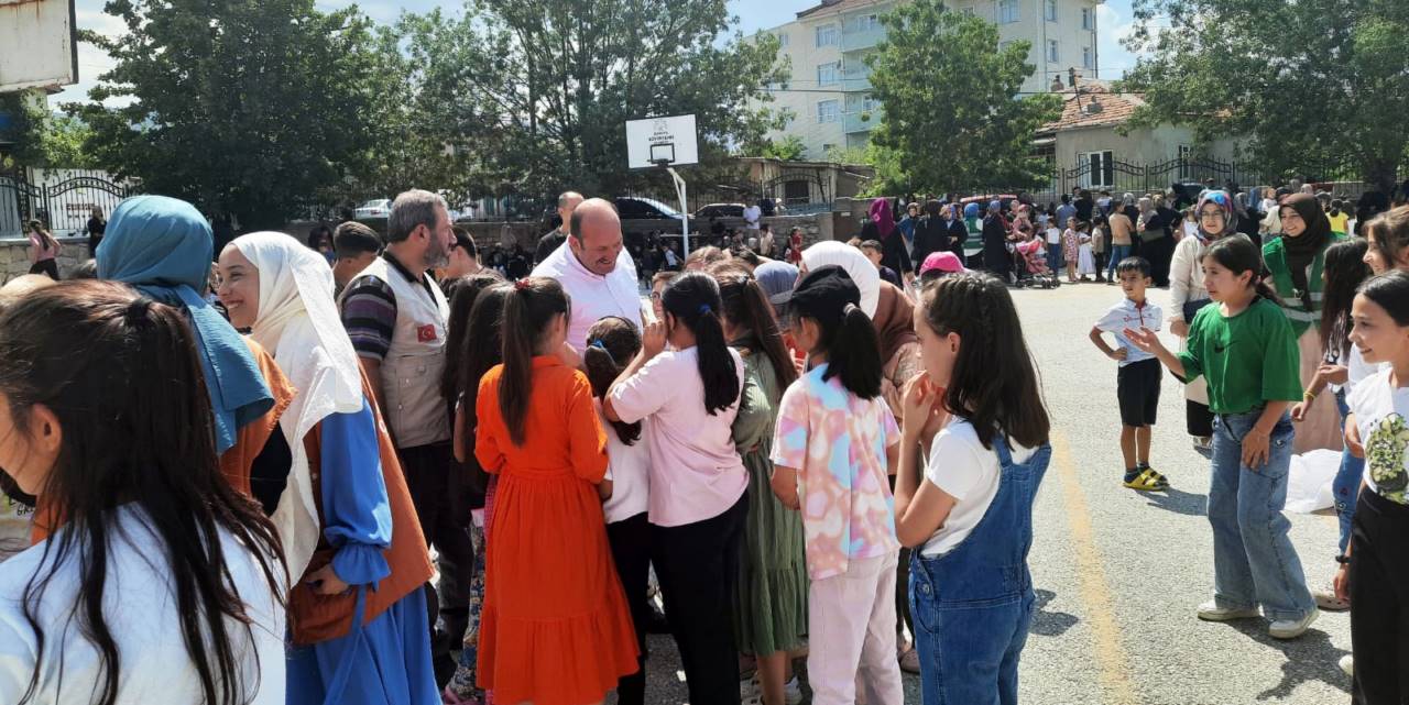 Ladik’te çocuklar için şenlik düzenlendi