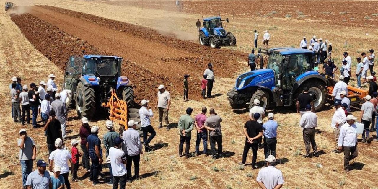 TürkTraktör ürünleri "New Holland Faz 5 Günleri"nde çiftçilerle buluştu