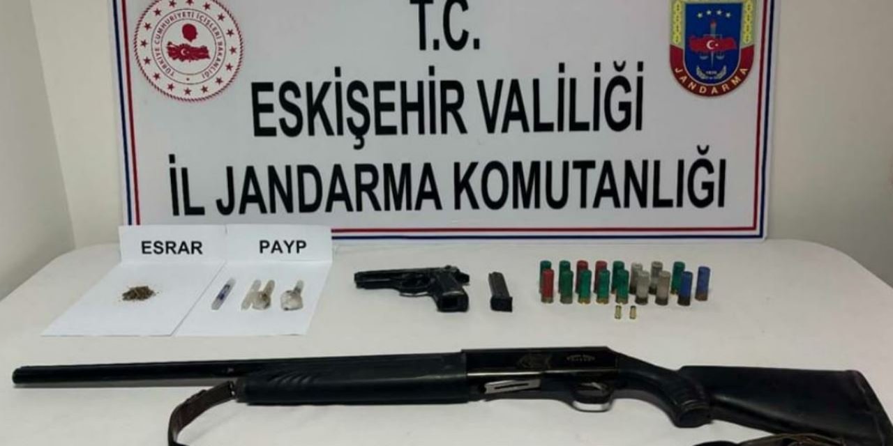 Uyuşturucu operasyonunda 8 kişi gözaltına alındı