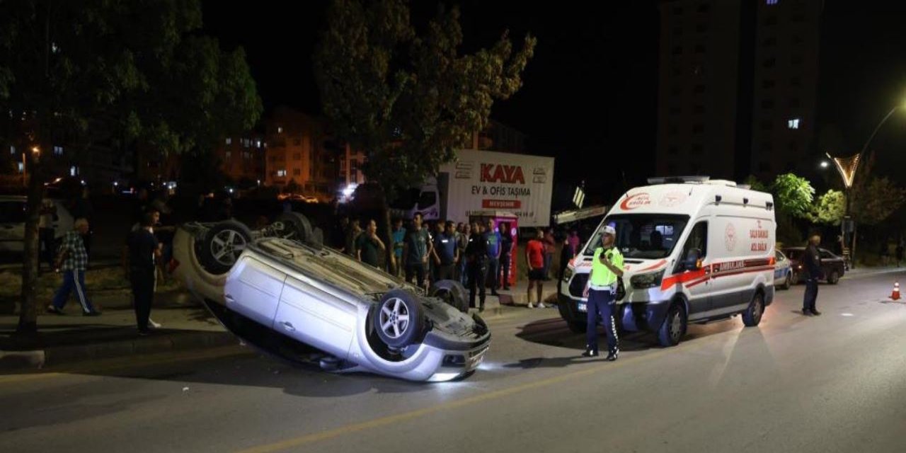 Kontrolden çıkan araç takla attı: 2 kişi yaralandı