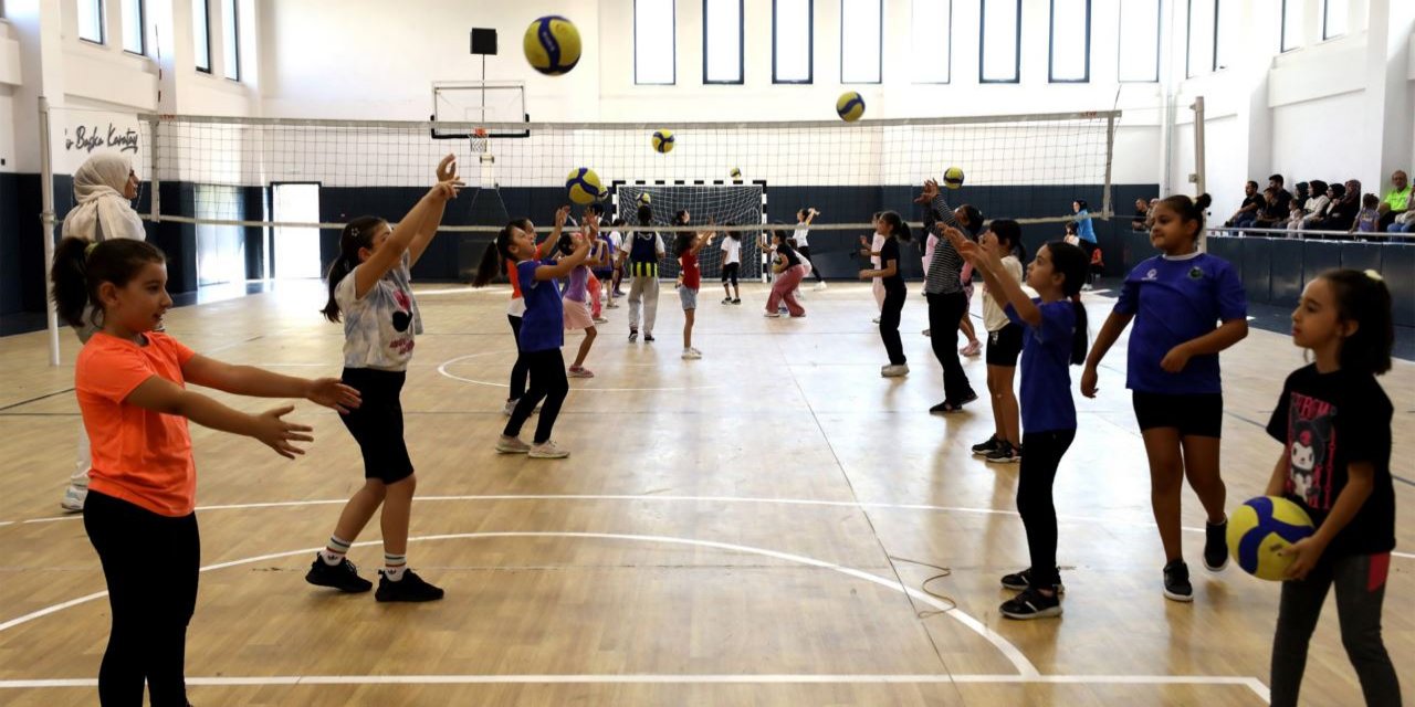 Karatay Belediyespor voleybol altyapı seçmelerini yaptı