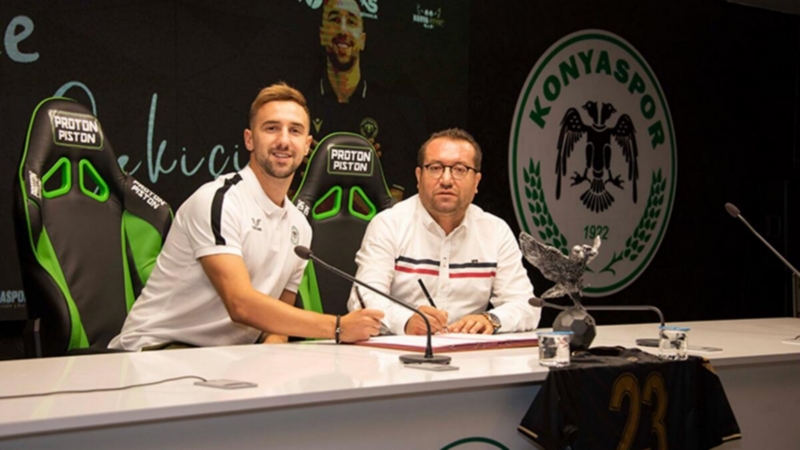 Konyaspor Endri Çekiçi'yi transfer etti