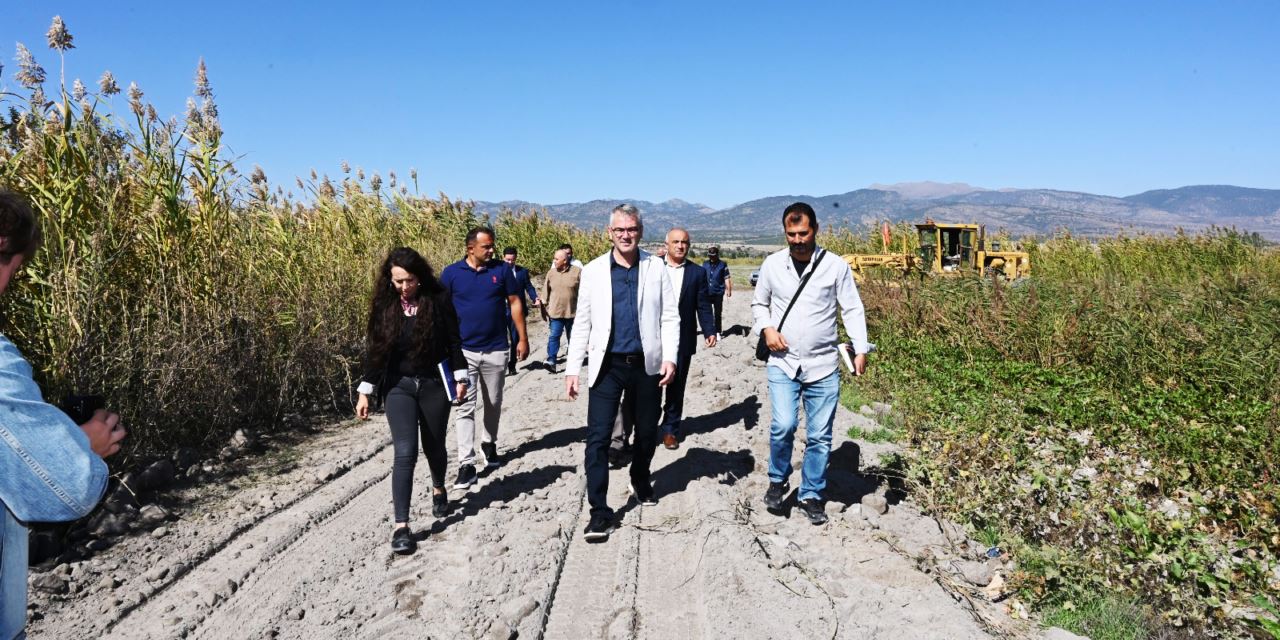 Başkan Ustaoğlu, çalışmaları yerinde inceledi