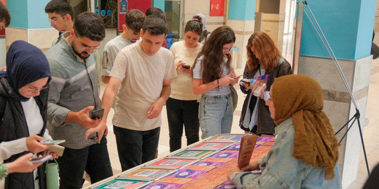 Konya Büyükşehir Belediyesi Gençlik Meclisi, NEÜ'YE yeni başlayan öğrencileri bilgilendirdi