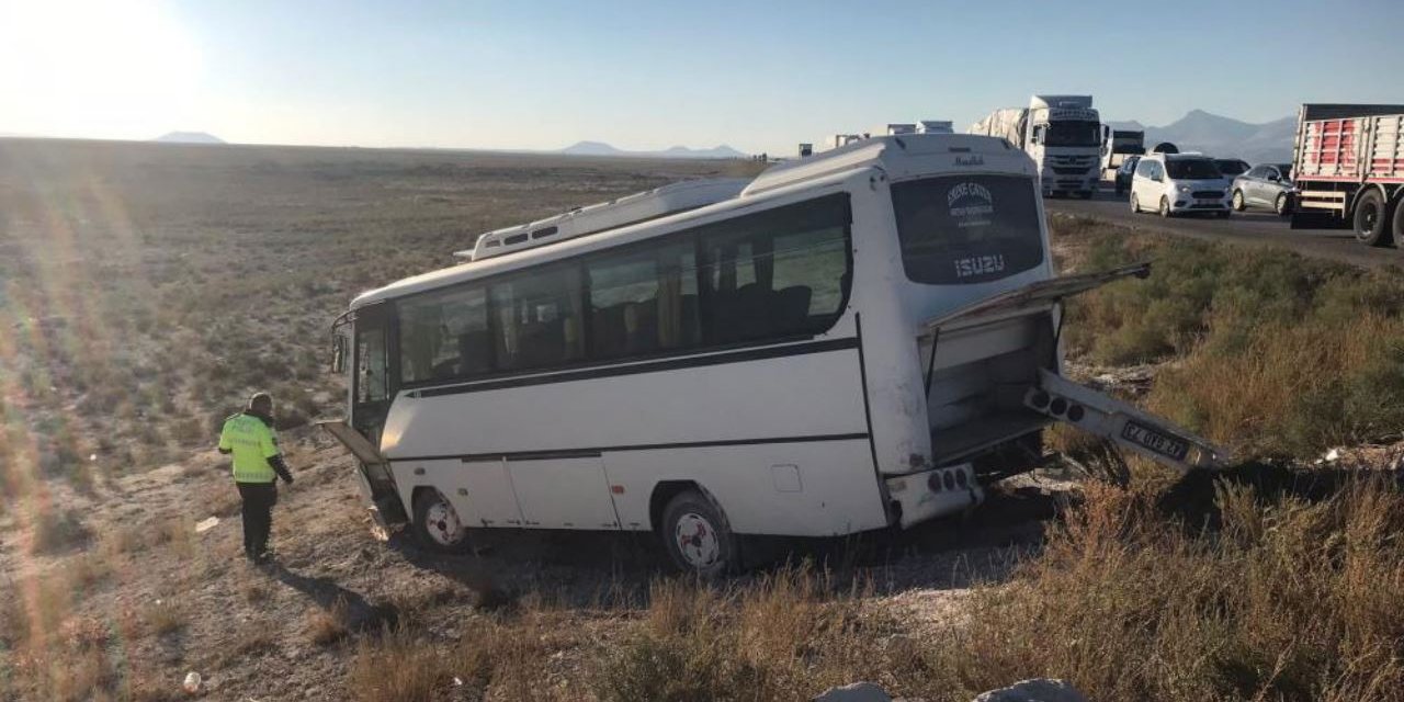 İşçi servisi kaza yaptı: Çok sayıda yaralı var