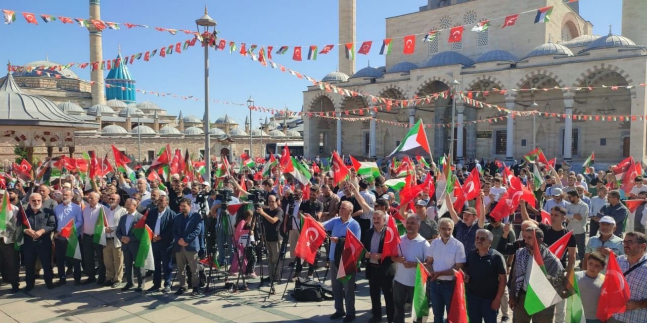 Konya'da 'Soykırıma İsyan Filistin'e Destek Yürüyüşü' yoğun katılımla yapıldı