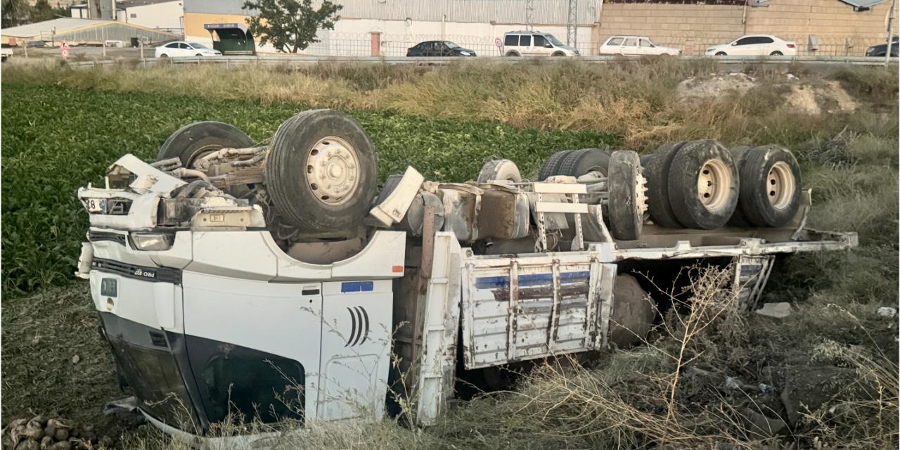 Kayseri'de feci kaza : 1 ölü, 5 yaralı