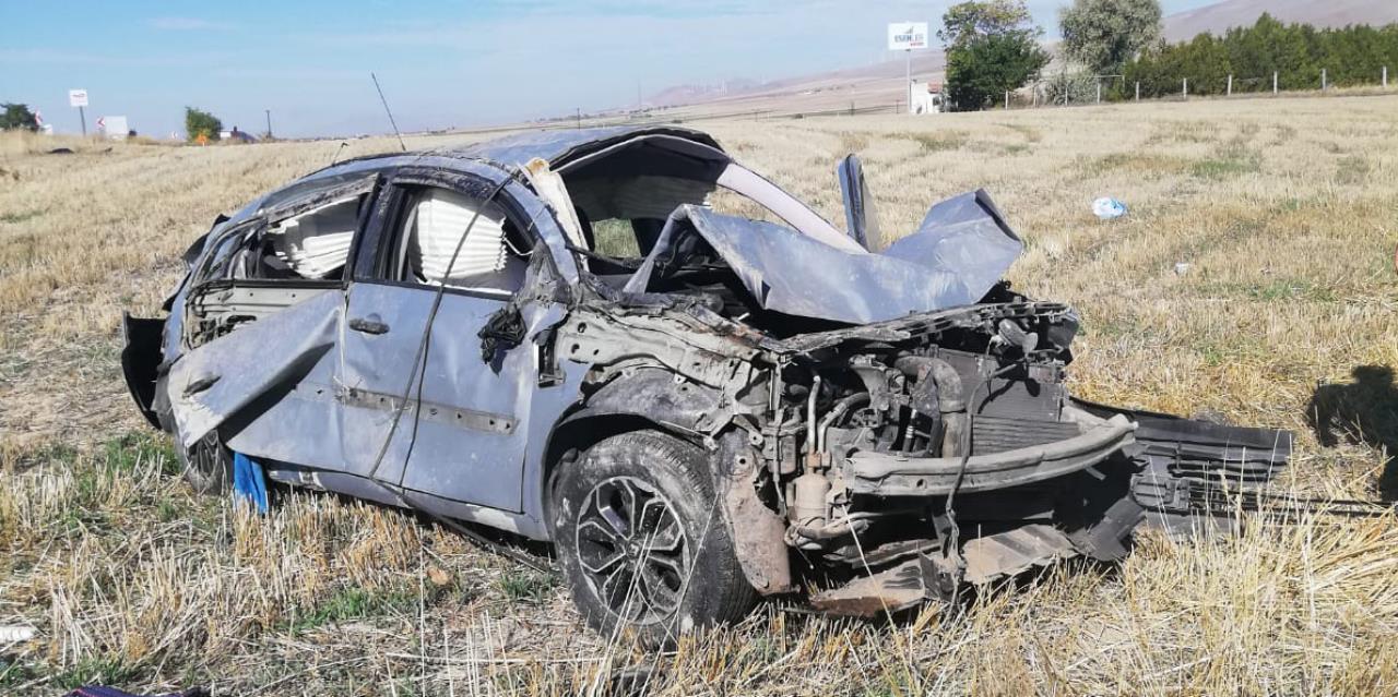 Nevşehir'de otomobil devrildi: 2 ölü, 1 yaralı