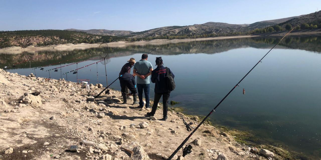 Altınapa Barajı'nda balık denetimi