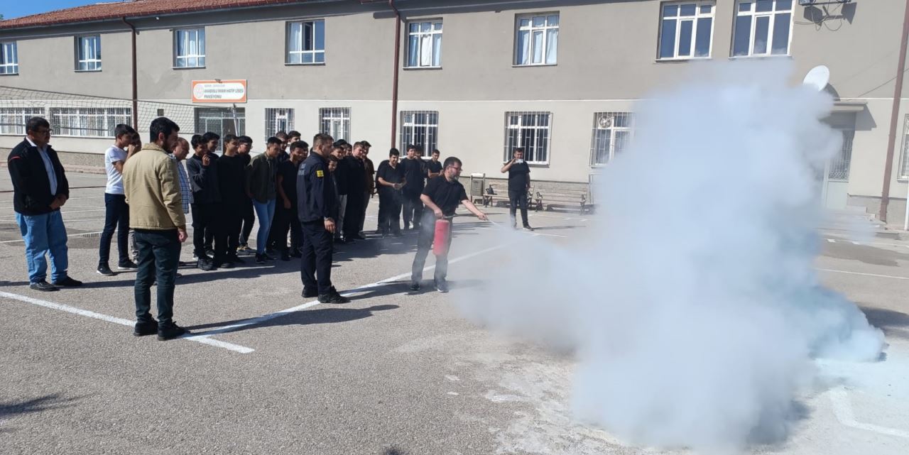 Dünya Afet Günü’nde yangın tatbikatı yapıldı