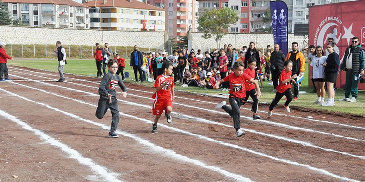 6. Akşehir Zekai Baloğlu Atletizm Yarışması Start Alıyor