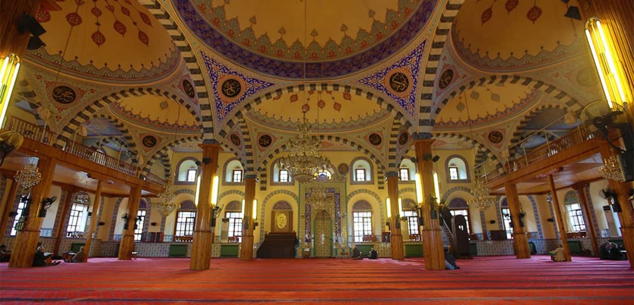 Tarihi Kapu Camii’ni temizleyecekler