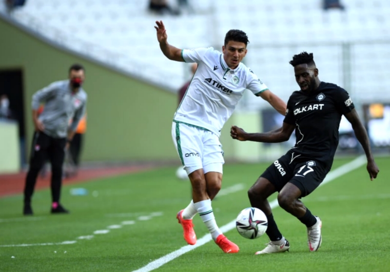 Konyaspor dolu dizgin