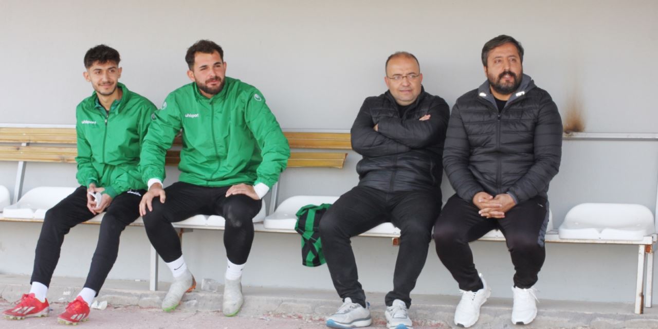 Karlı: "Hedefimiz play-off, takım olarak kenetlendik"