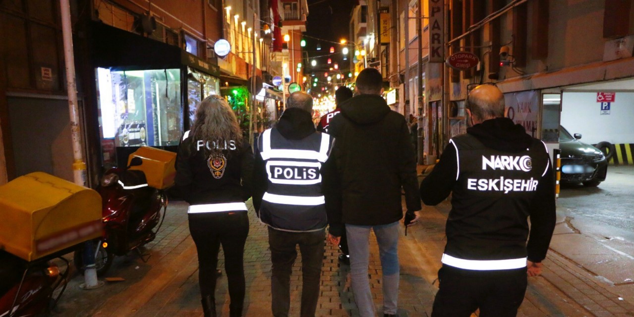 Eskişehir’de polis ekiplerince denetim yapıldı