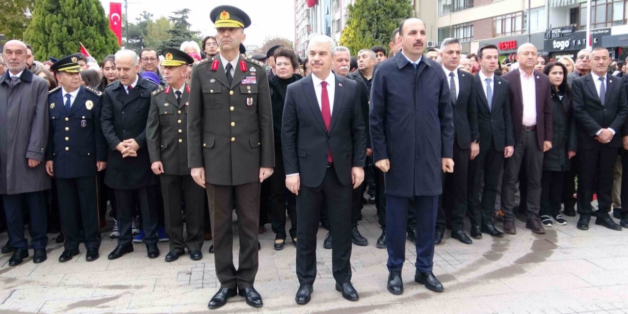 Konya, 10 Kasım'ı saygı ile andı