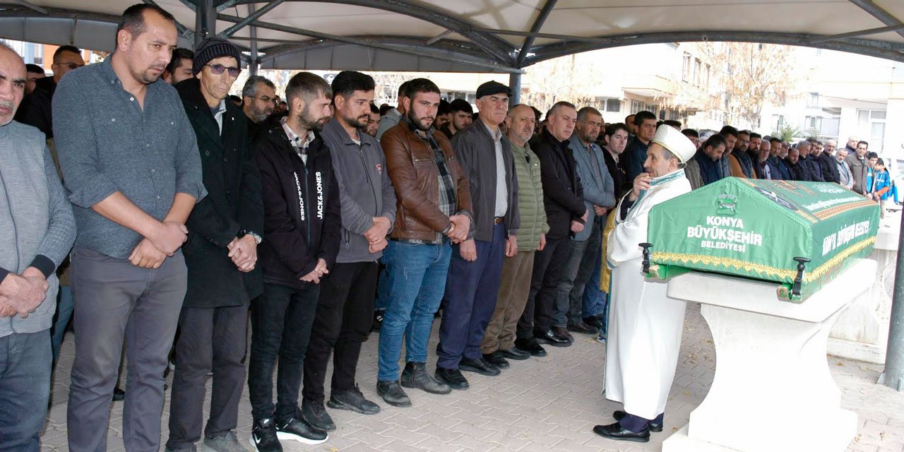 Selçuk Ecza deposu Konya Müdürü Çelik’in acı günü