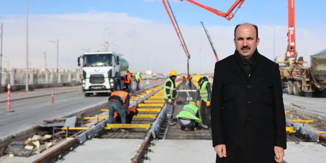 Başkan Altay, yeni tramvay hattı inşaatını yerinde inceledi