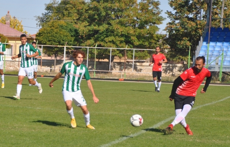 Sarayönü hazırlık maçını 2-1 kazandı