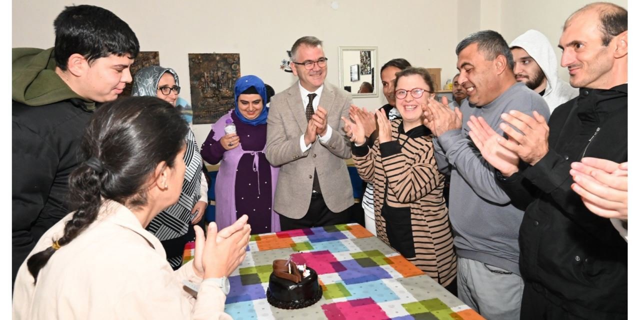 Başkan Ustaoğlu, engelli bireyleri göz ardı etmiyor