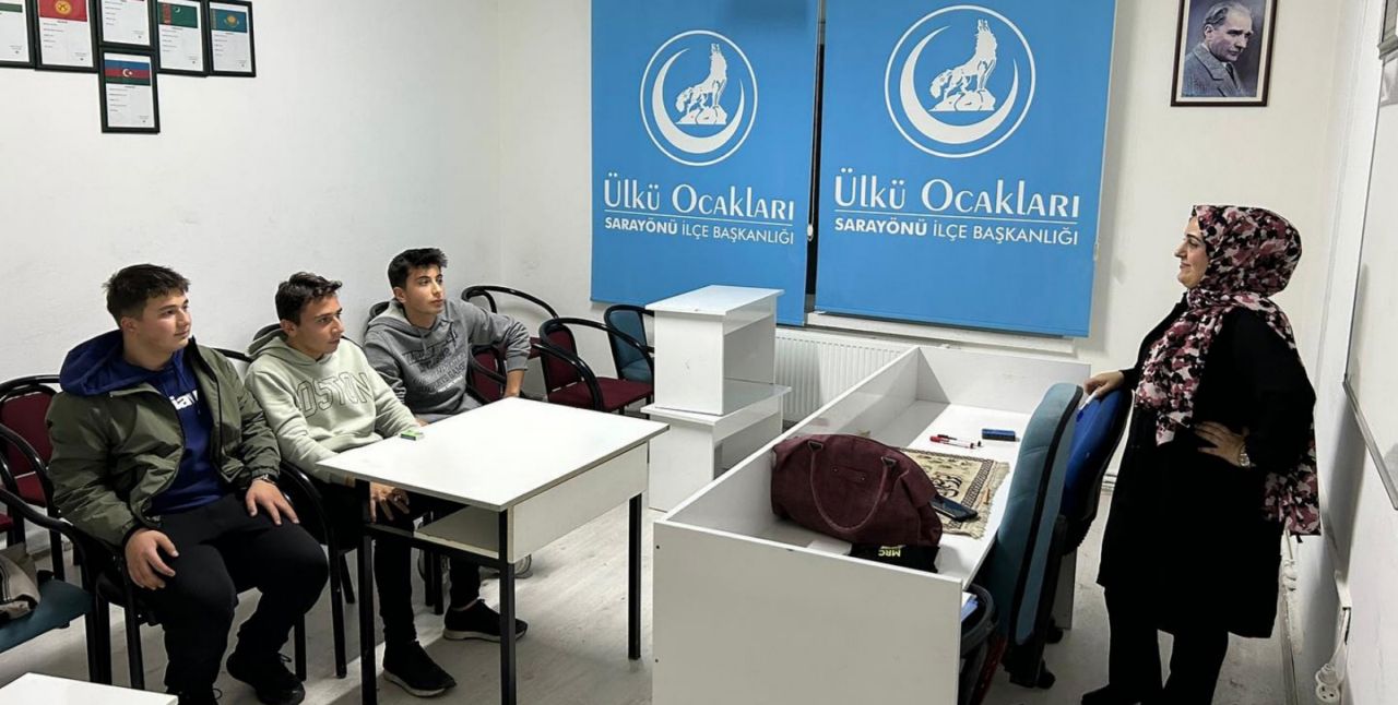 Ülkü Ocakları’ndan gençlere eğitim desteği