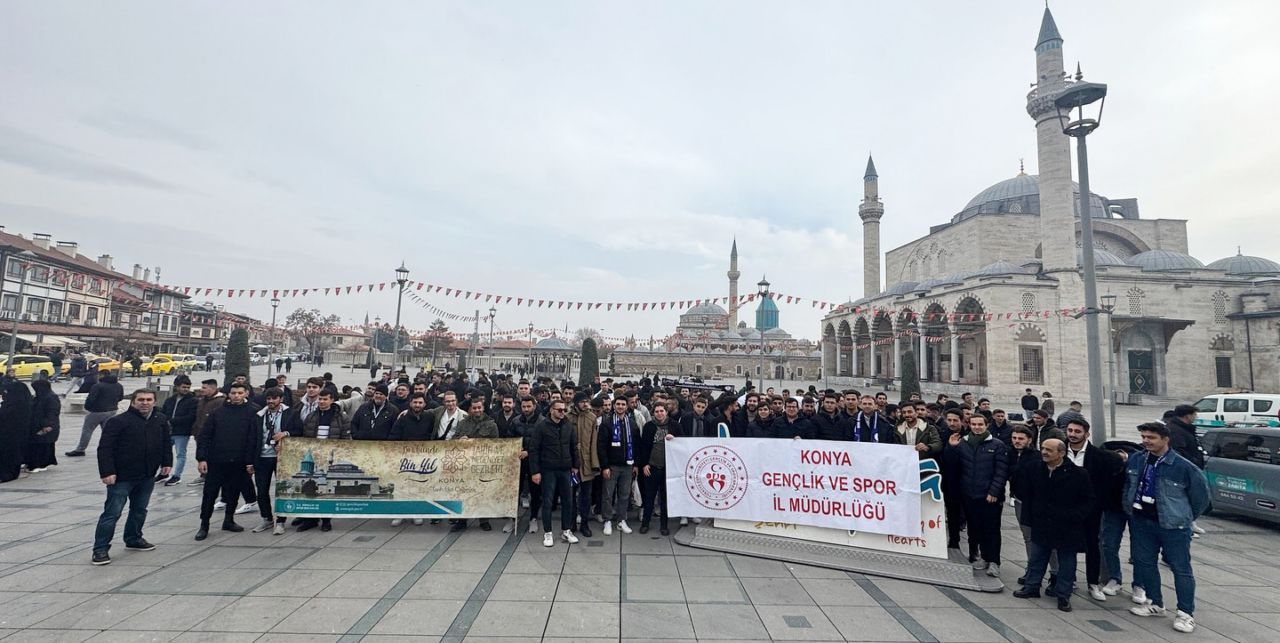 22 ilden gelen gençler Konya'yı gezdi