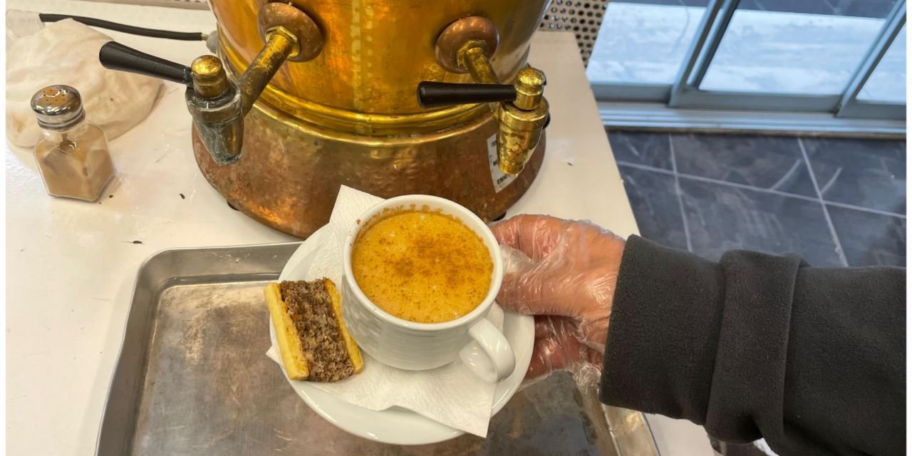 Yağışla salep satışları zirveye çıktı